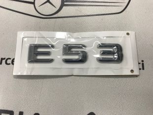 Шильдик E53 на крышку багажника Шильдик E53 на крышку багажника